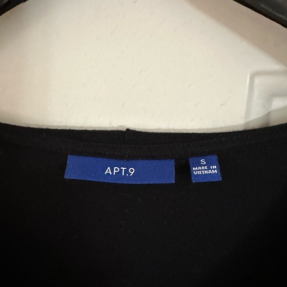 APT 9 Long Black Dress Size Small Very clean. Smoke free. Elegant. - Picture 4 of 11